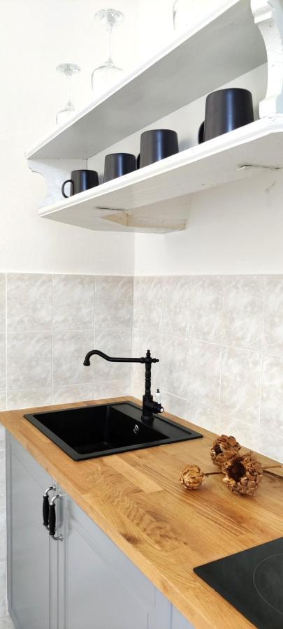 Hea Apartments Sveta Marina Екстер'єр фото