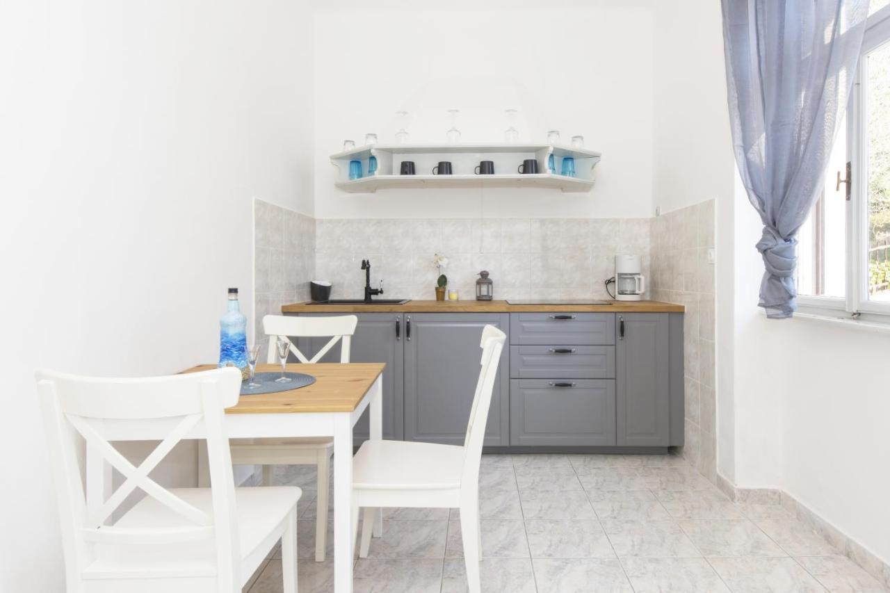 Hea Apartments Sveta Marina Екстер'єр фото