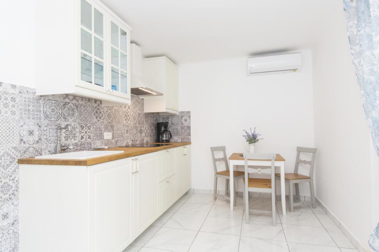 Hea Apartments Sveta Marina Екстер'єр фото
